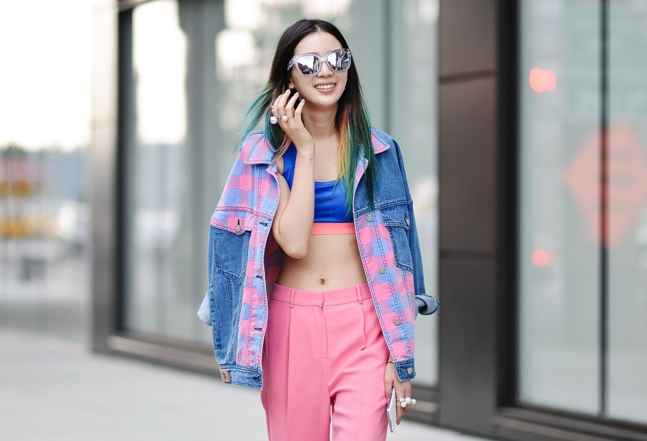 девушки в спортивном образе